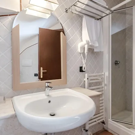 Hotiday Collection - Cornelia Hotel